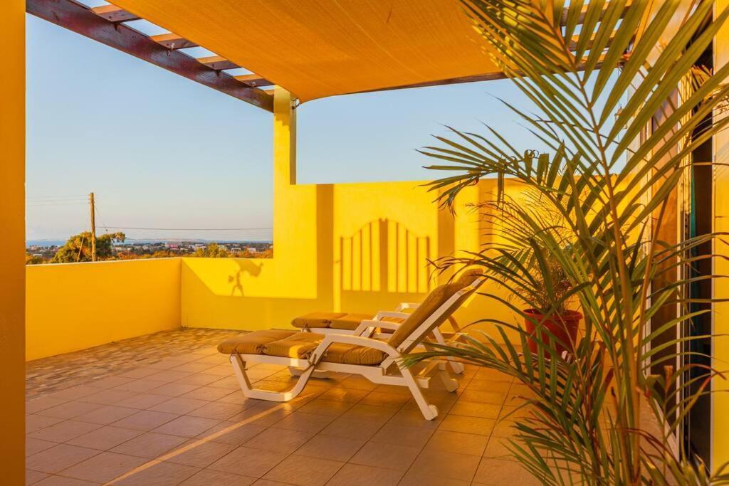 The Junior Suite'S "Palm Studio Apartment" South Hill Village Buitenkant foto