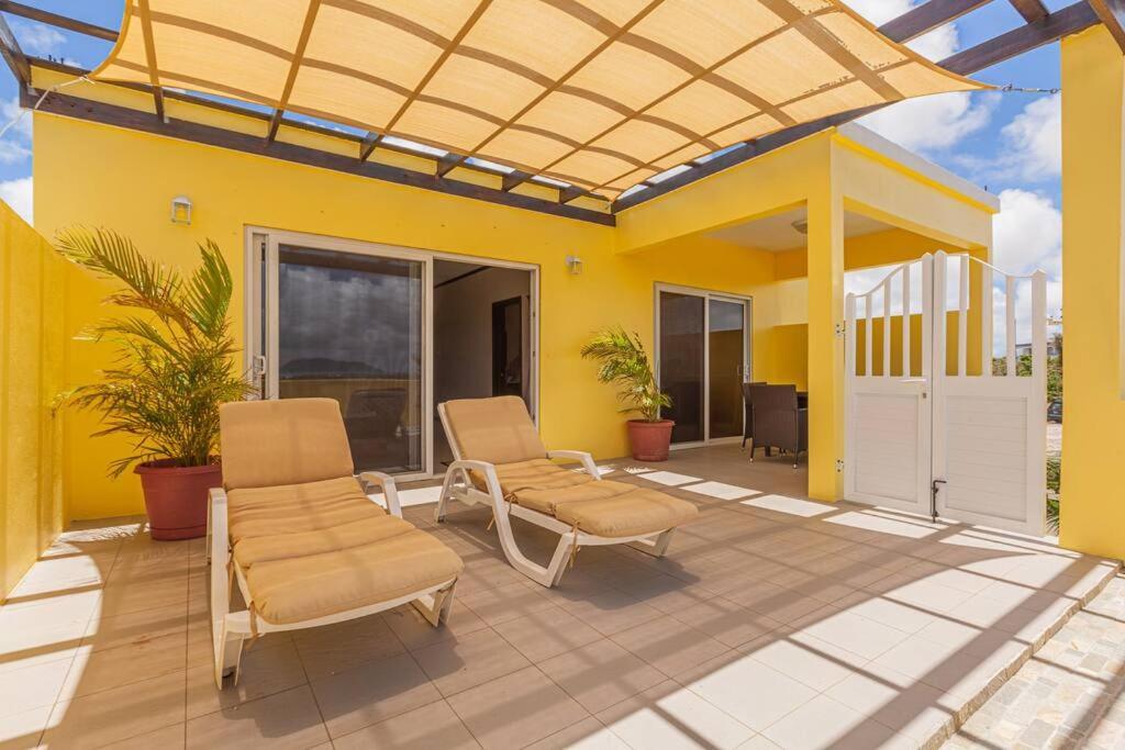 The Junior Suite'S "Palm Studio Apartment" South Hill Village Buitenkant foto