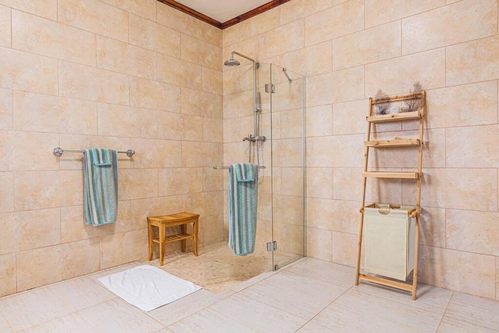 The Junior Suite'S "Palm Studio Apartment" South Hill Village Buitenkant foto